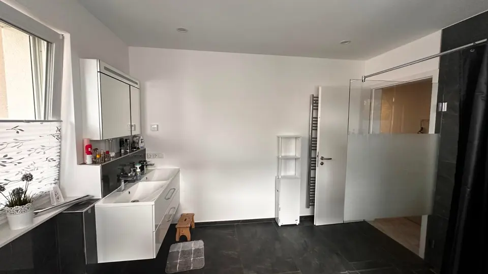 4 Zimmer Wohnung mit 140 m² in Grimma – Bild 5