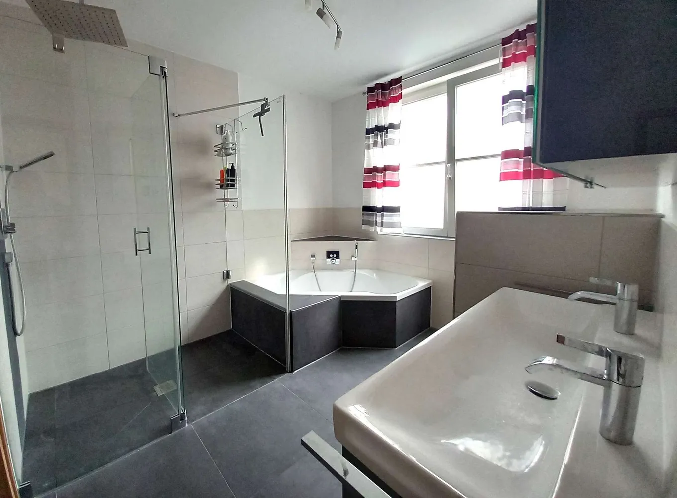 3 Zimmer Wohnung mit 113 m² in Erding – Bild 3
