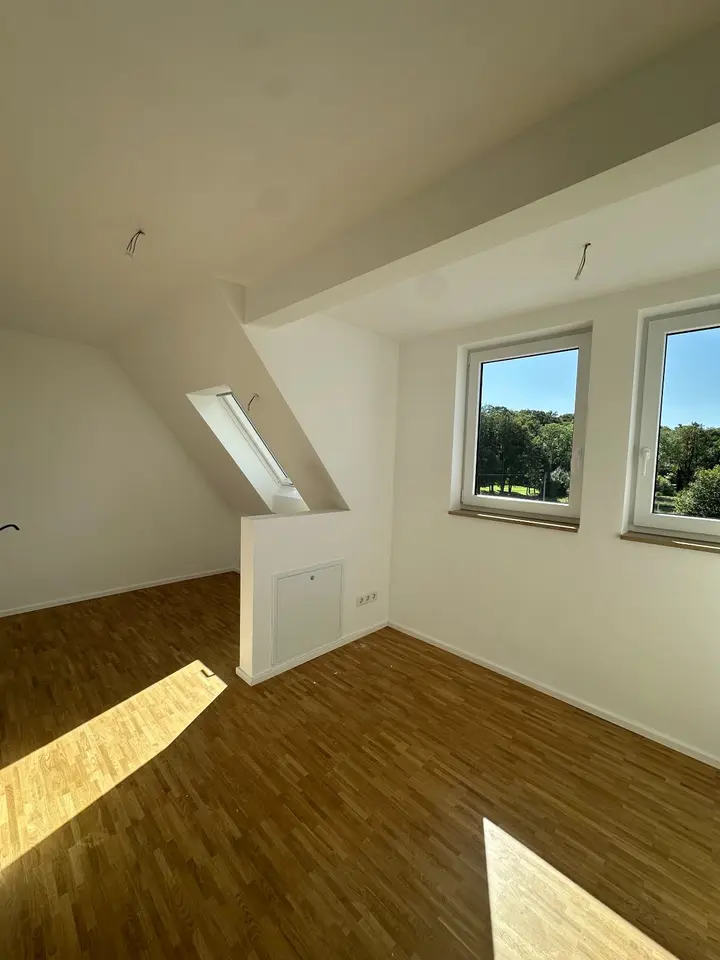 6 Zimmer Wohnung mit 117 m² in Crimmitschau – Bild 3