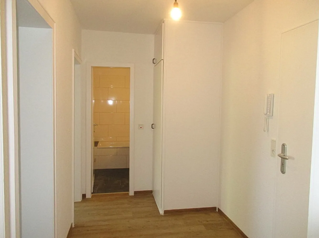 2 Zimmer Wohnung mit 55 m² in Hannover – Bild 6
