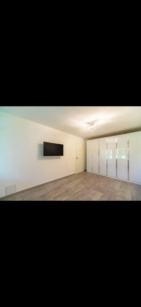 2 Zimmer Wohnung mit 75 m² in Wiesbaden – Bild 9