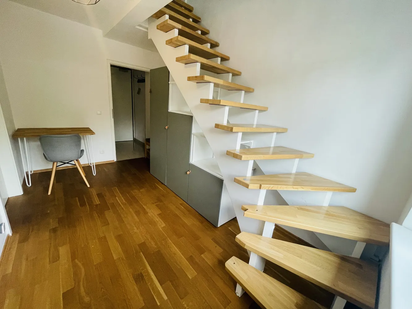 4 Zimmer Wohnung mit 74 m² in München – Bild 3