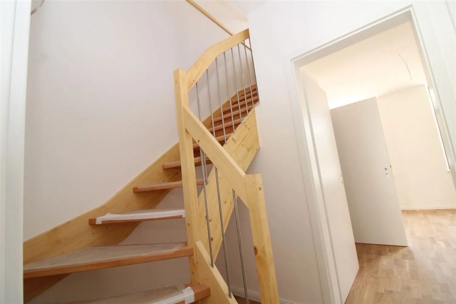 2 Zimmer Wohnung mit 70 m² in Plauen – Bild 4