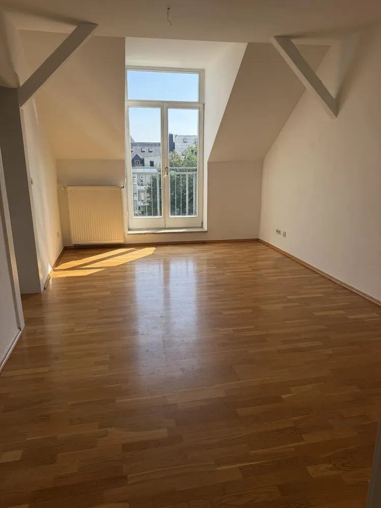 2 room apartment with 76 m² in Chemnitz – Photo 3