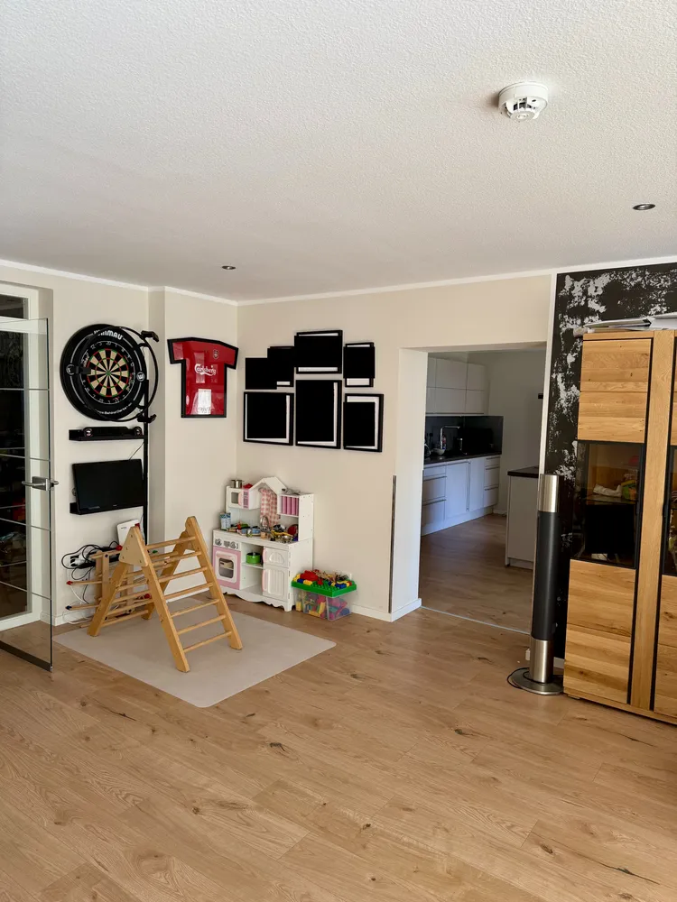 4 Zimmer Wohnung mit 135 m² in Solingen – Bild 3