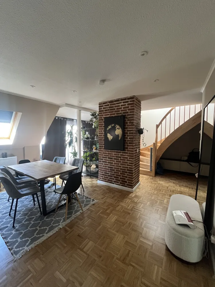 3 Zimmer Wohnung mit 120 m² in Halle (Saale) – Bild 1