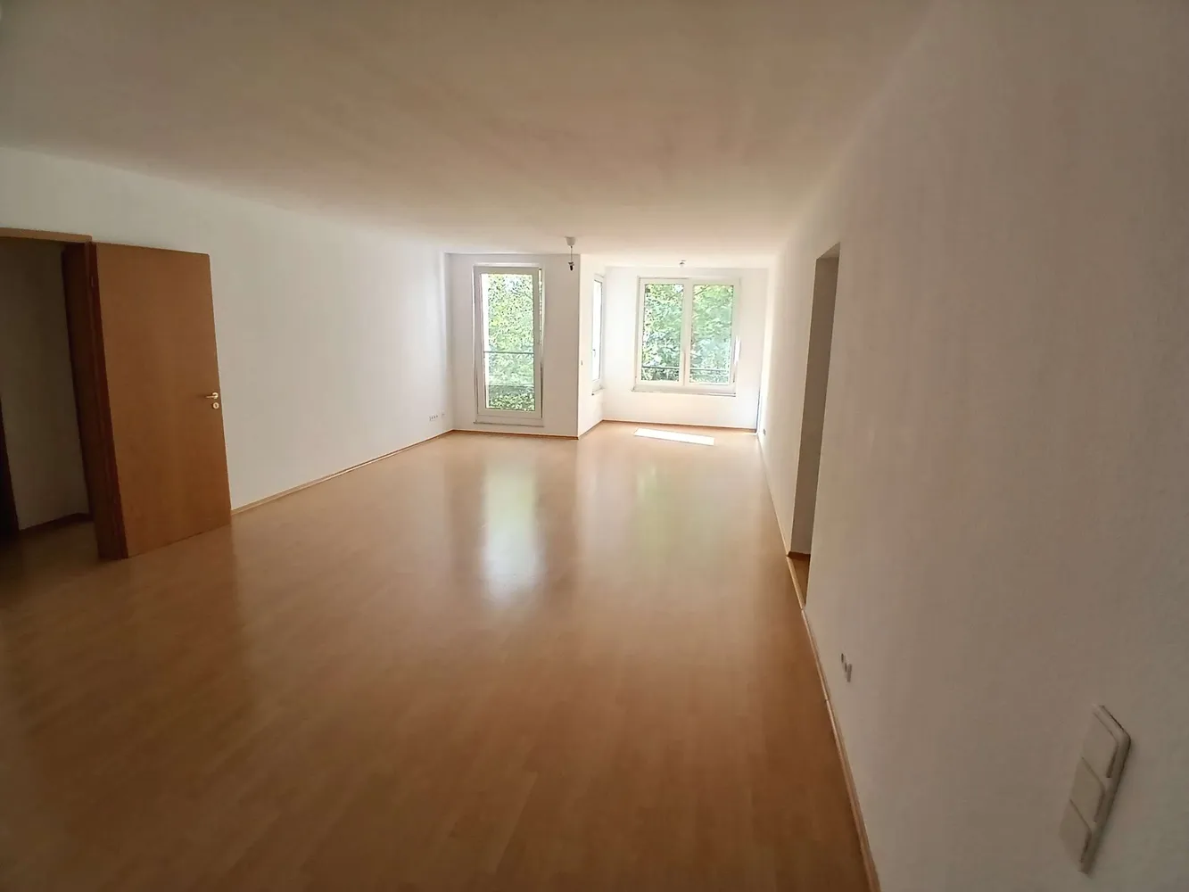 4 Zimmer Wohnung mit 151 m² in Berlin – Bild 1