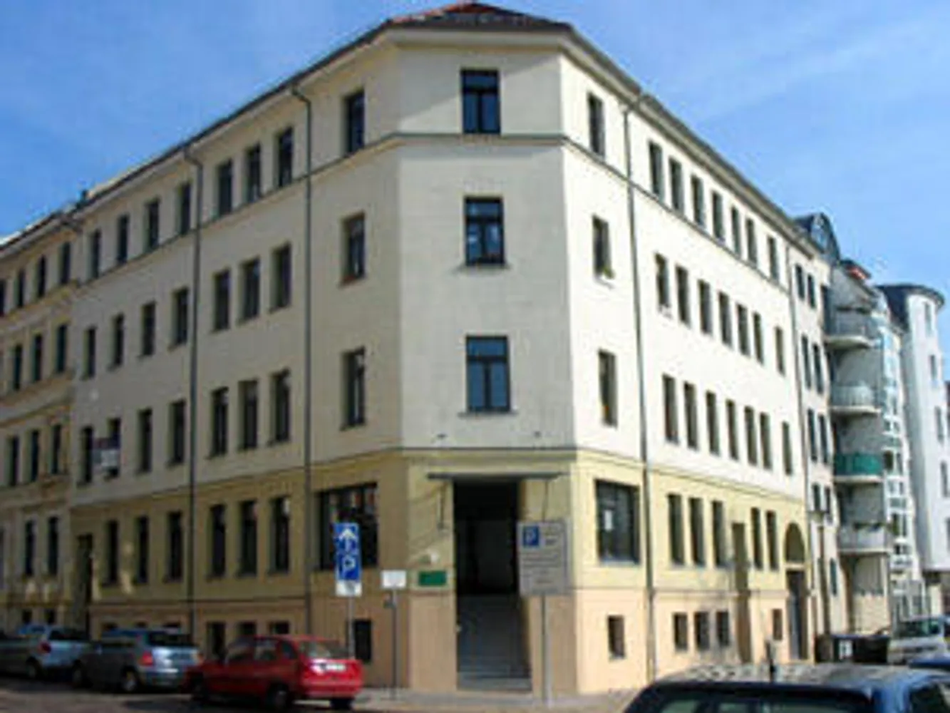 3 Zimmer Wohnung mit 74 m² in Halle (Saale) – Bild 1