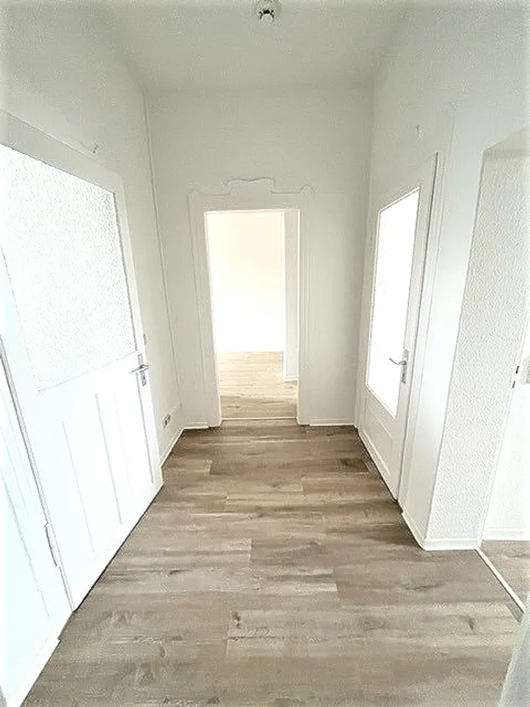 2 Zimmer Wohnung mit 60 m² in Freiberg – Bild 2