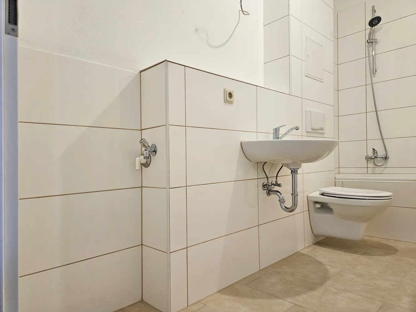 2 Zimmer Wohnung mit 85 m² in Halle (Saale) – Bild 11