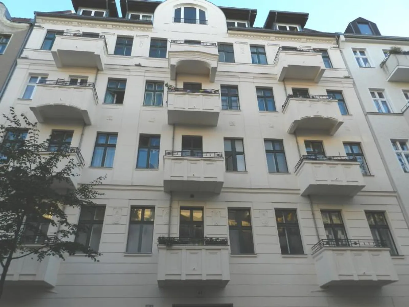2 Zimmer Wohnung mit 72 m² in Berlin – Bild 4