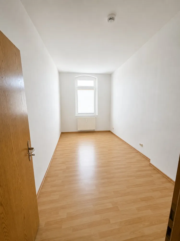 2 Zimmer Wohnung mit 57 m² in Halle (Saale) – Bild 2