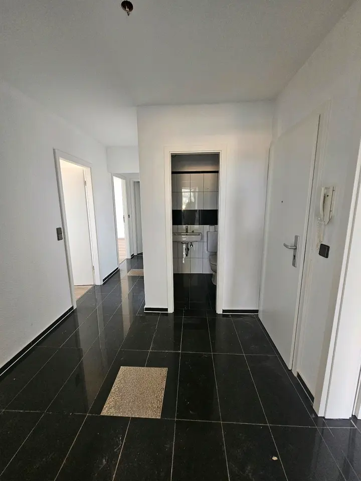 3 Zimmer Wohnung mit 90 m² in Rüsselsheim am Main – Bild 6
