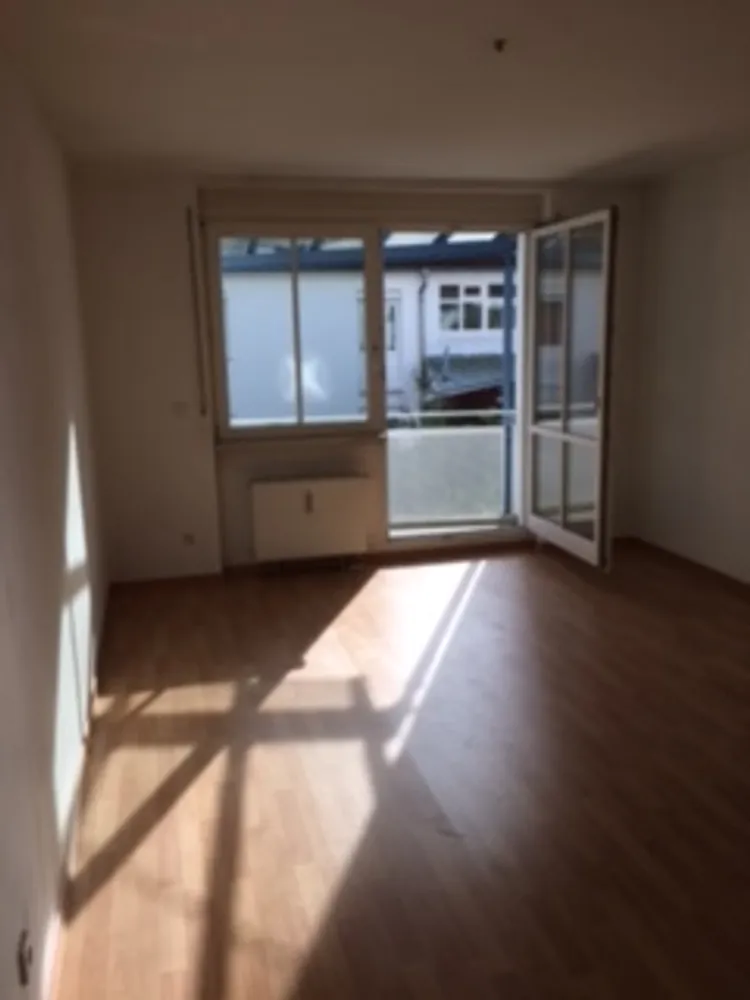 2 Zimmer Wohnung mit 55 m² in Halle (Saale) – Bild 4
