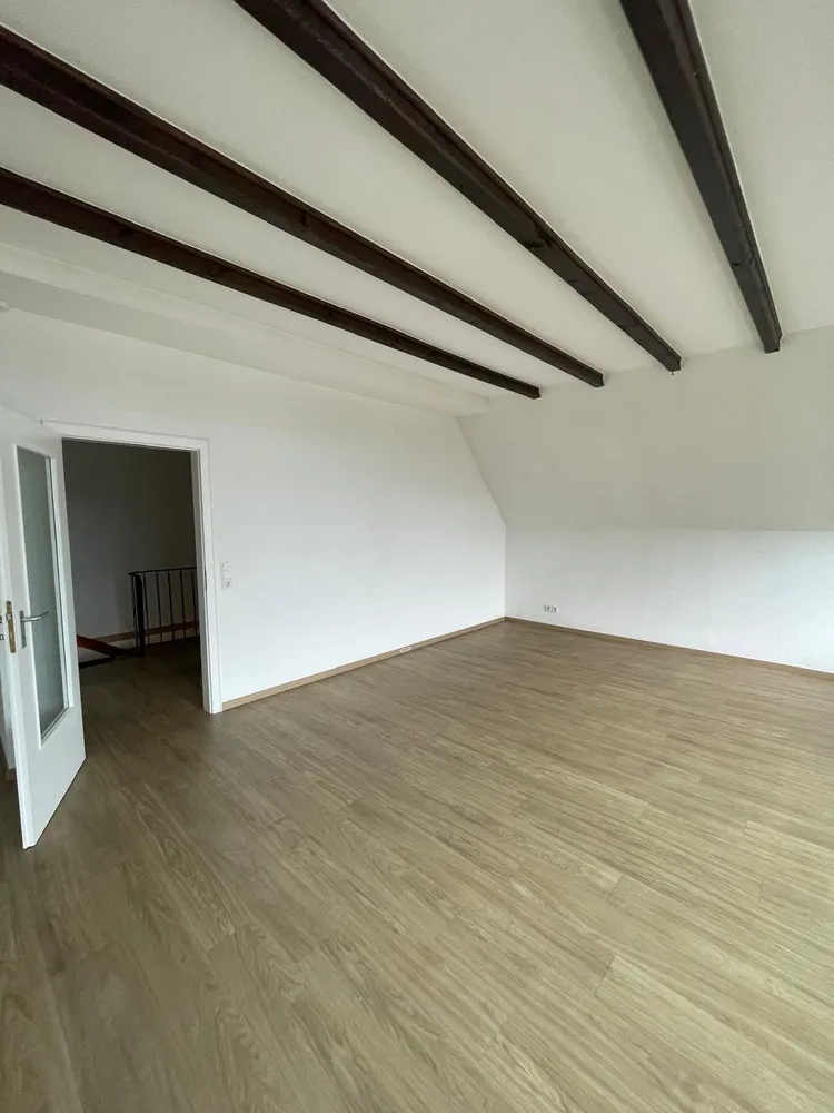 2 Zimmer Wohnung mit 91 m² in Köln – Bild 10