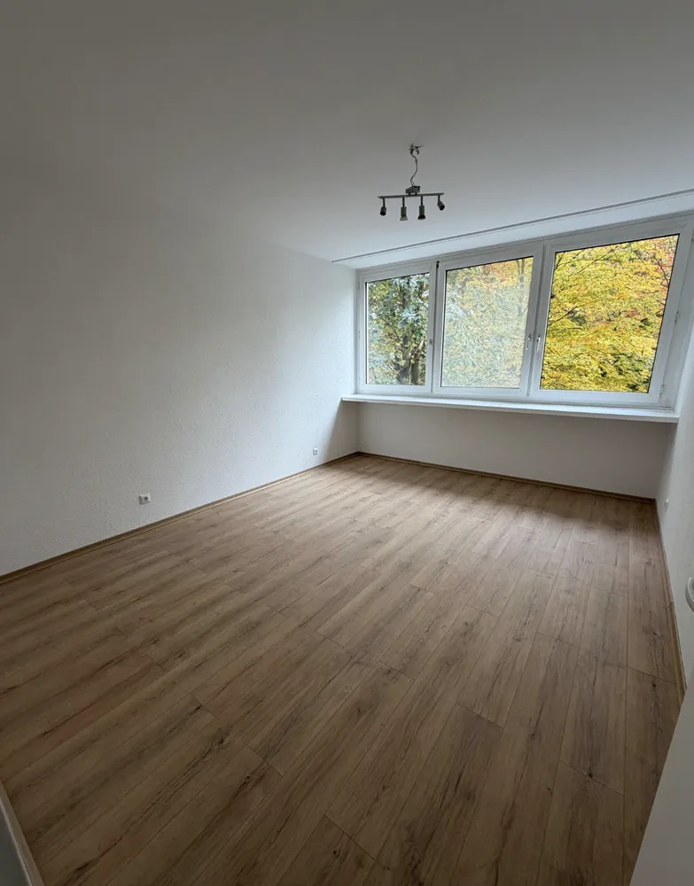 4 Zimmer Wohnung mit 126 m² in Karlsruhe – Bild 8
