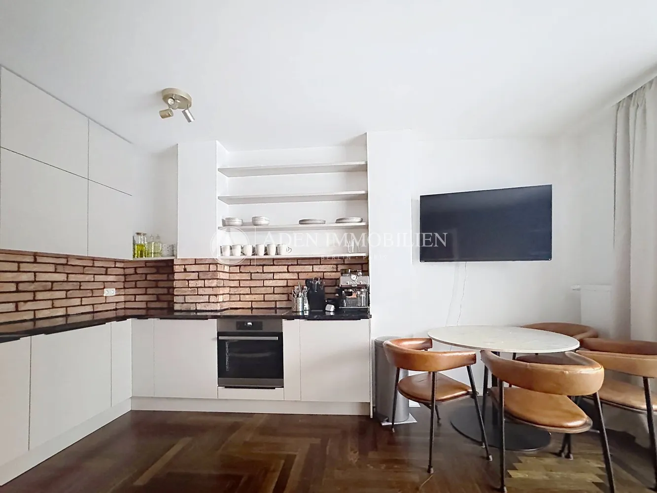 2 Zimmer Wohnung mit 49 m² in Berlin – Bild 2