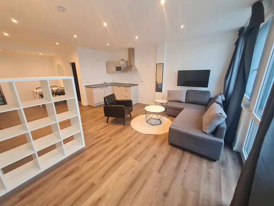 1 Zimmer Wohnung mit 130 m² in Leverkusen – Bild 5