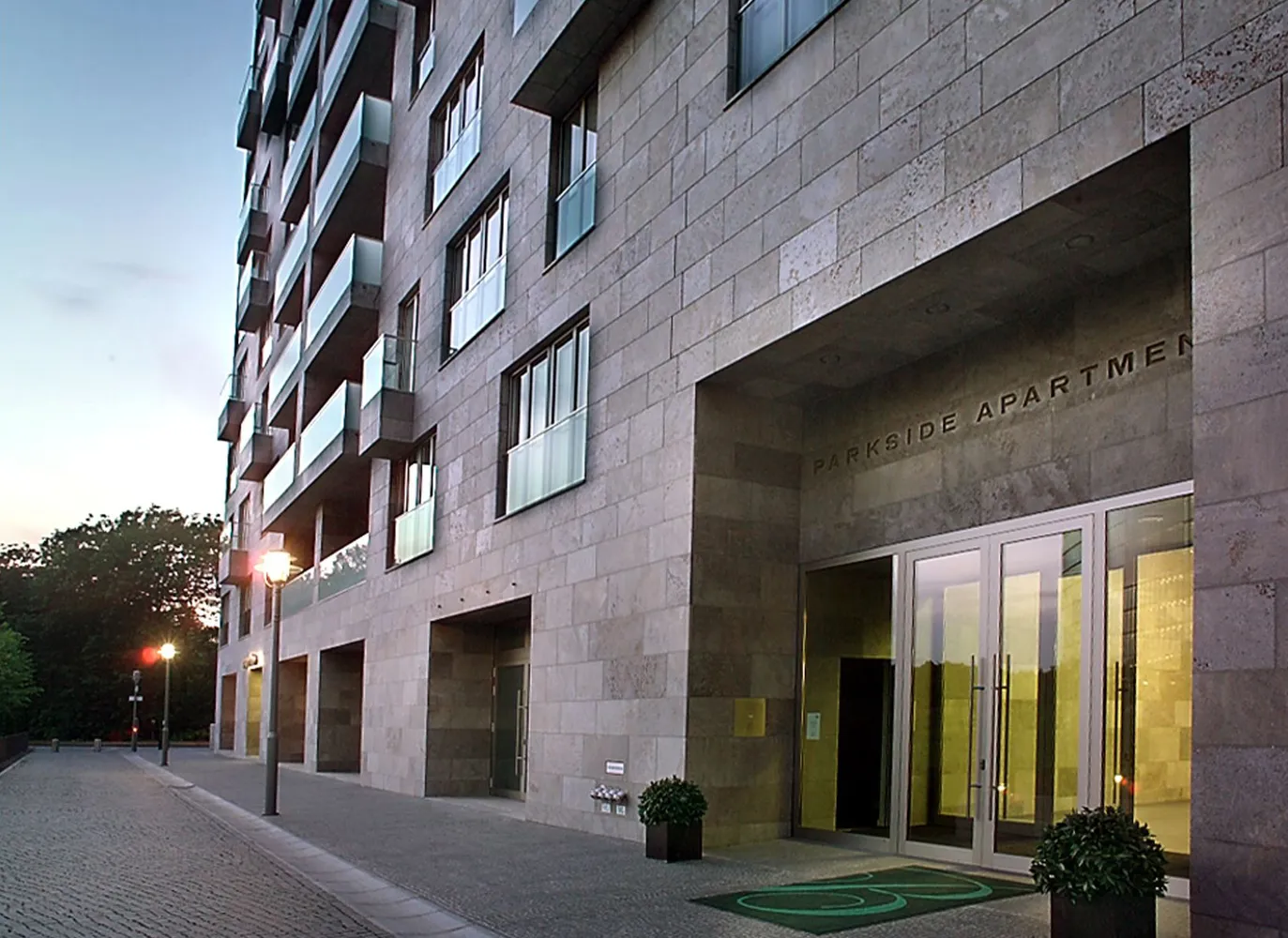 4 Zimmer Wohnung mit 216 m² in Berlin – Bild 3