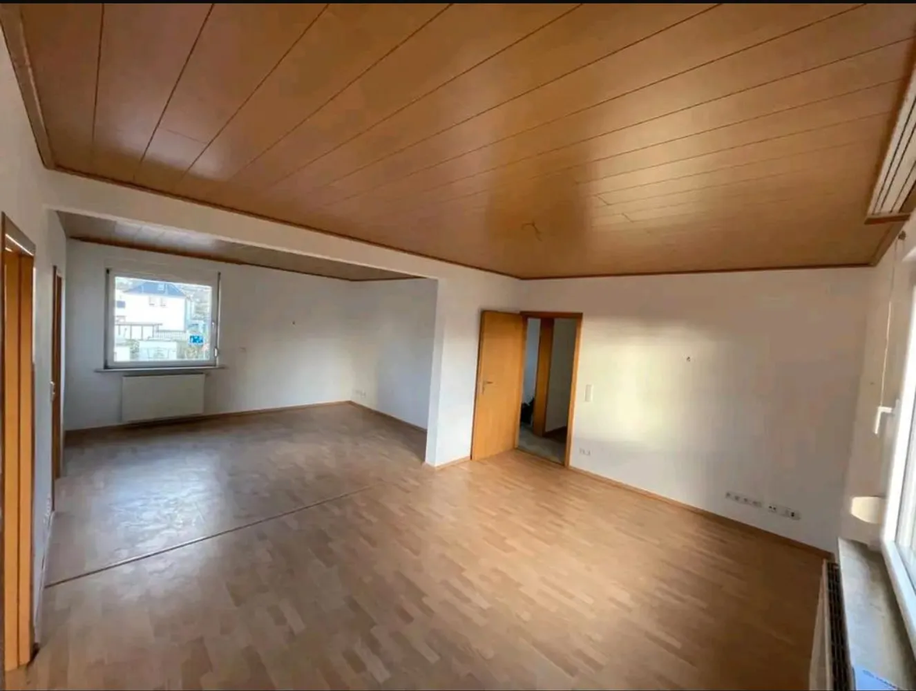3 Zimmer Wohnung mit 85 m² in Wiesbaden – Bild 2