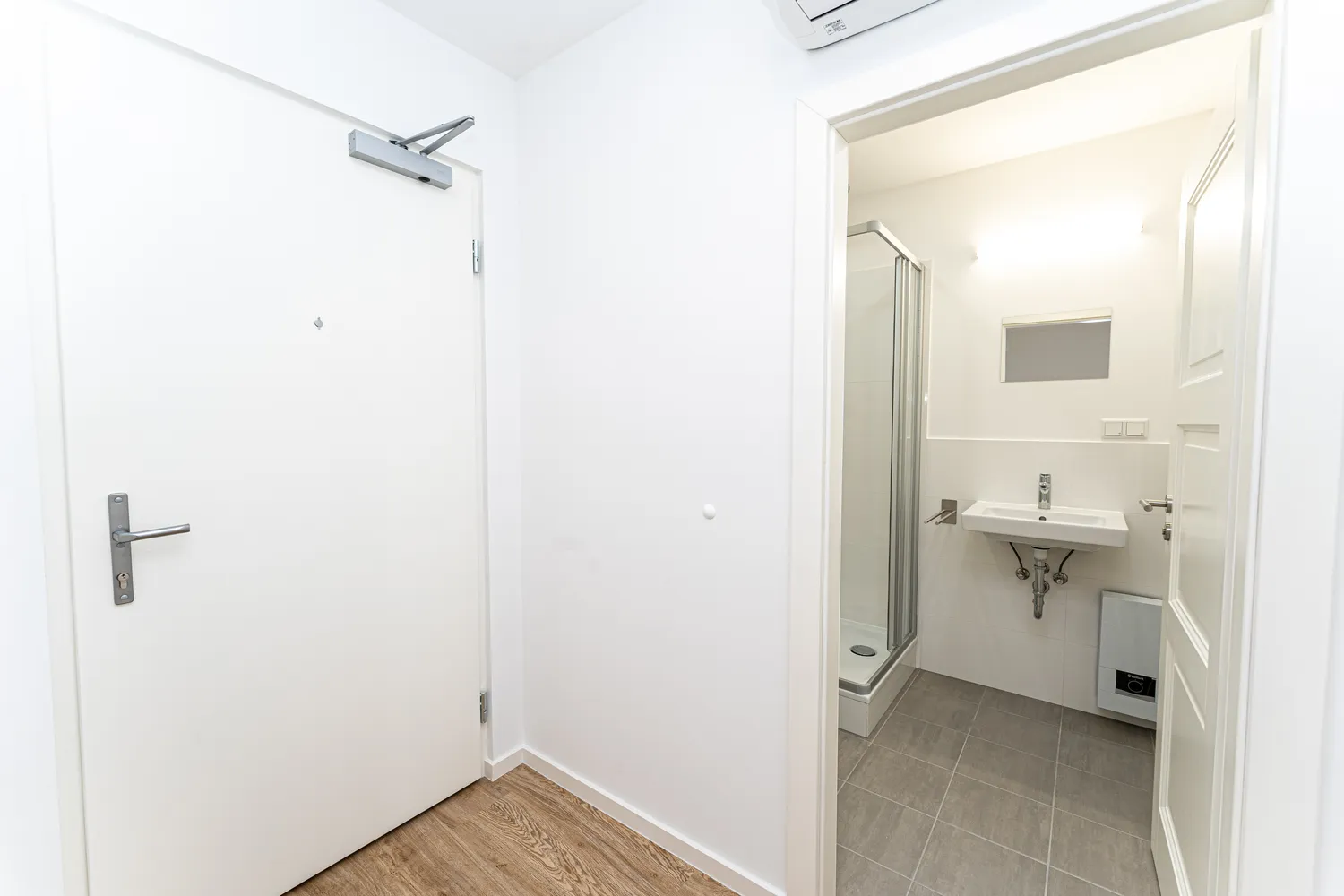1 room apartment with 32 m² in Berlin – Photo 11