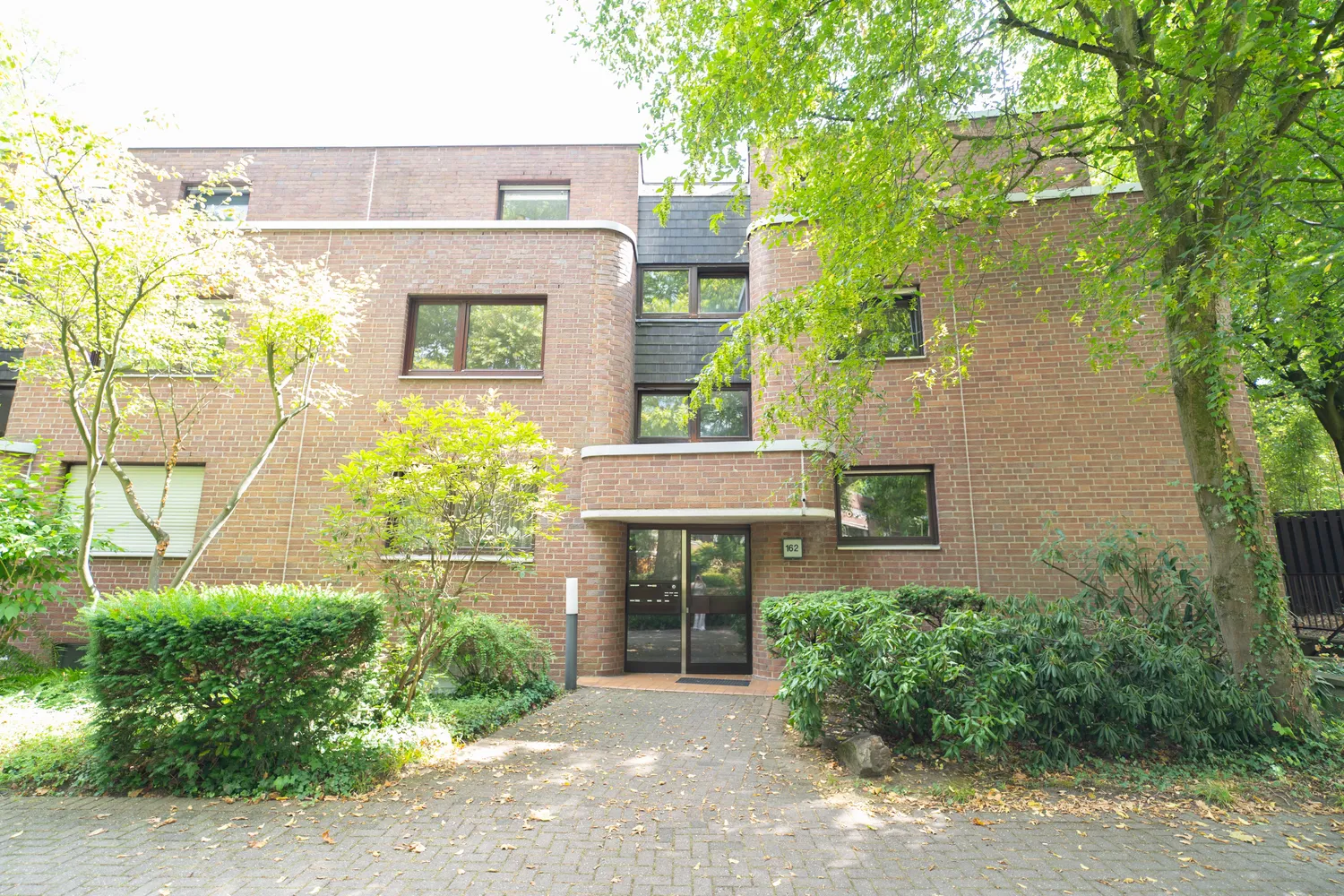 2 Zimmer Wohnung mit 69 m² in Köln – Bild 1