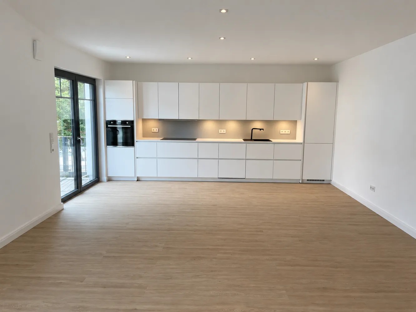 3 room apartment with 100 m² in Bremen – Photo 1