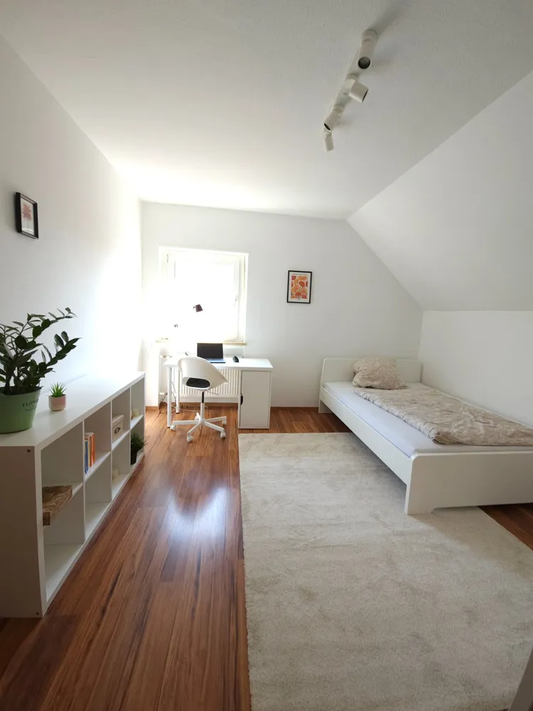 1 Zimmer Wohnung mit 15 m² in Augsburg – Bild 1