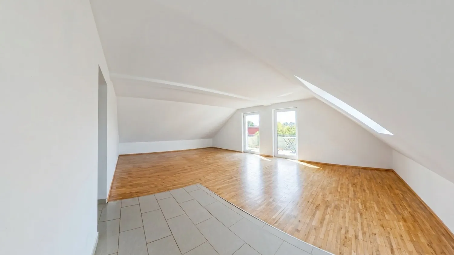2 Zimmer Wohnung mit 66 m² in Stuttgart – Bild 1