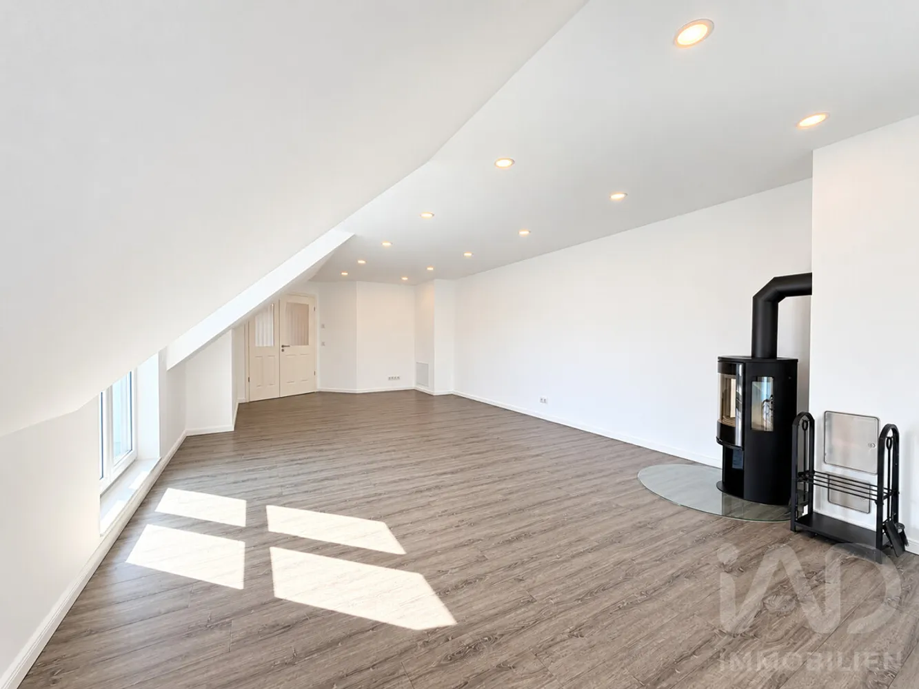 3 Zimmer Wohnung mit 99 m² in Rostock – Bild 2