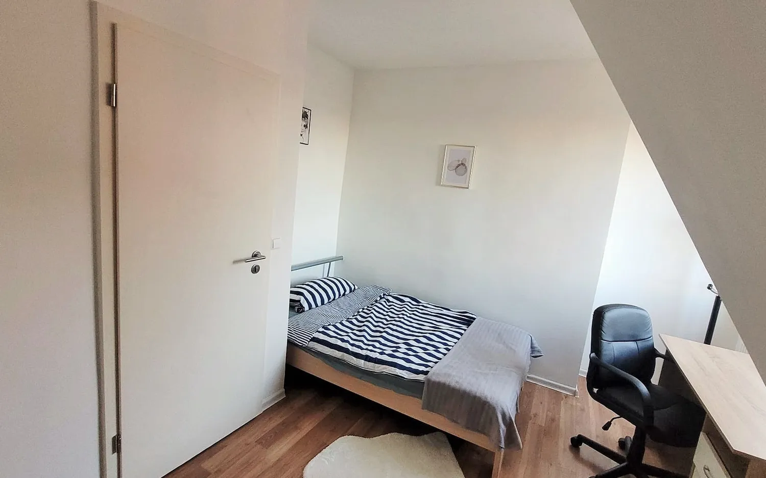 WG-Zimmer mit 9 m² in Stuttgart – Bild 7