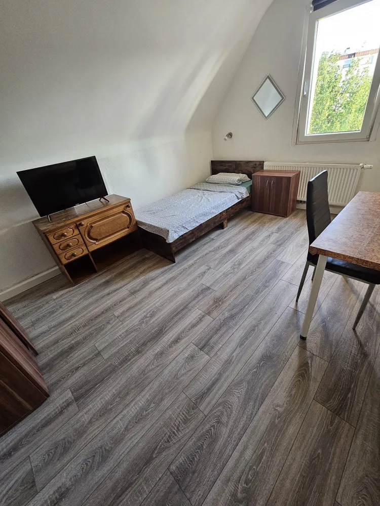 WG-Zimmer mit 12 m² in Stuttgart – Bild 8