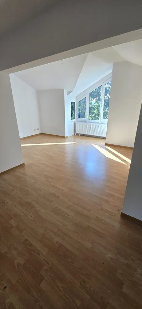 2 Zimmer Wohnung mit 50 m² in Emden – Bild 2