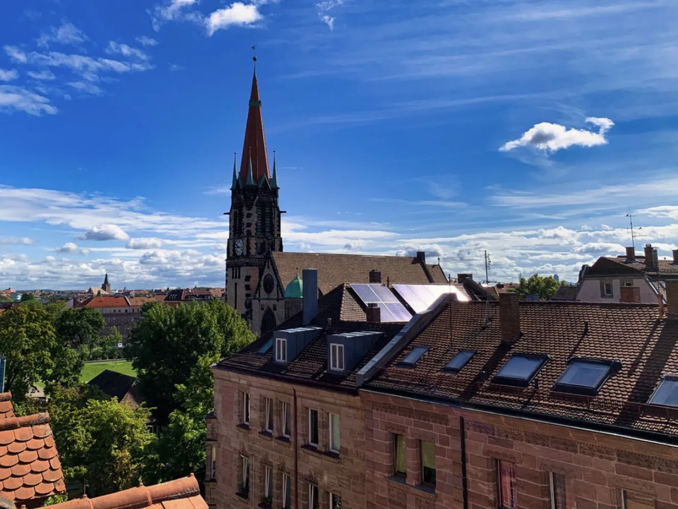 3 Zimmer Wohnung mit 90 m² in Nürnberg – Bild 2
