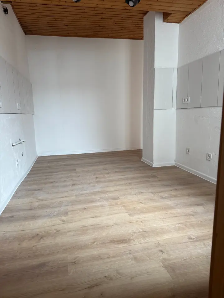 4 Zimmer Wohnung mit 140 m² in Eschwege – Bild 8
