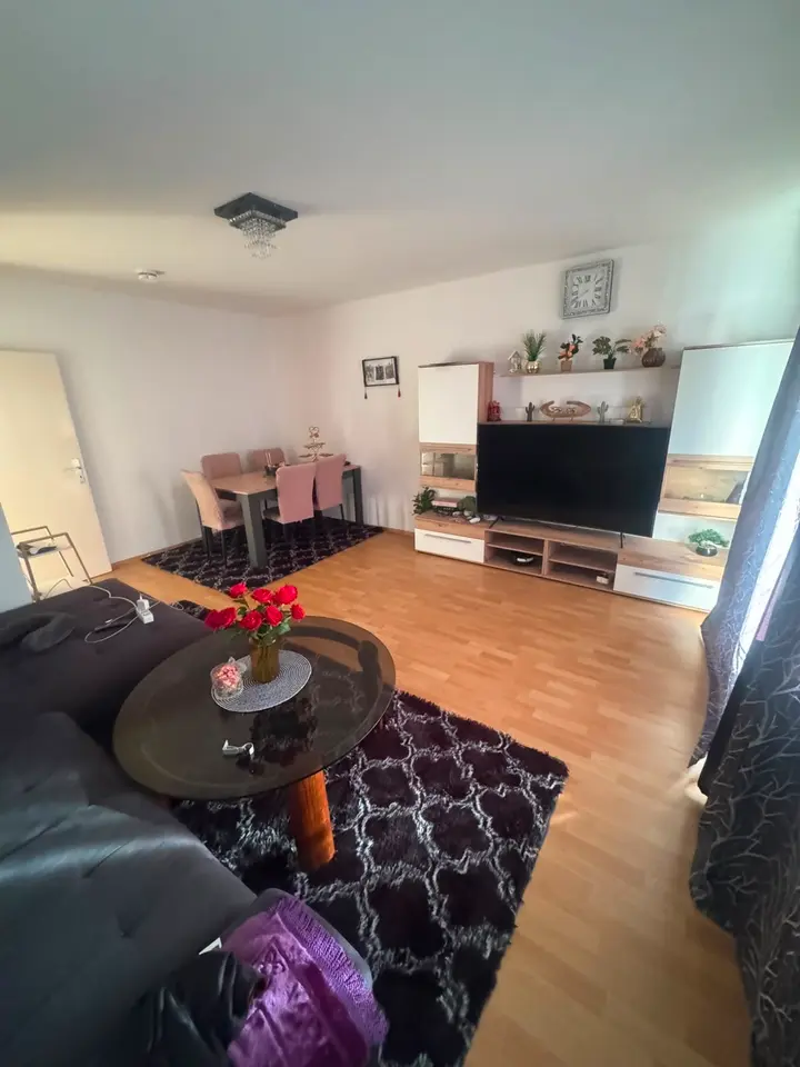 WG-Zimmer mit 15 m² in Rüsselsheim am Main – Bild 1