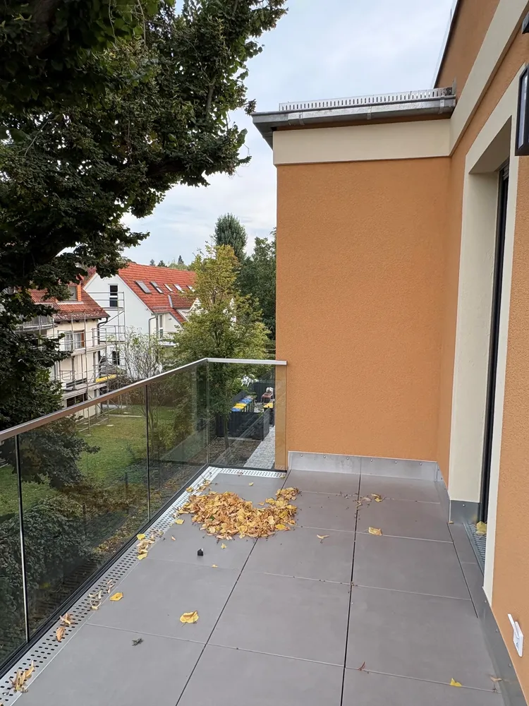 3 Zimmer Wohnung mit 75 m² in Dresden – Bild 2