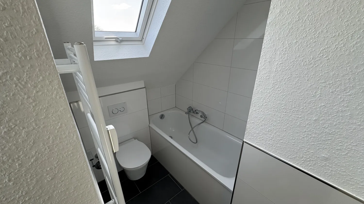 4 Zimmer Wohnung mit 70 m² in Duisburg – Bild 12