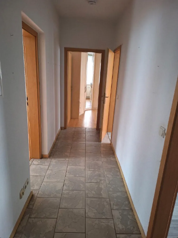 2 Zimmer Wohnung mit 67 m² in Hoyerswerda – Bild 3
