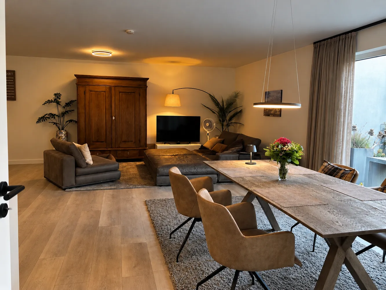 2 Zimmer Wohnung mit 103 m² in Krefeld – Bild 4
