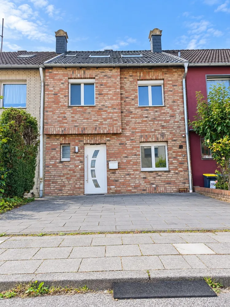 5 Zimmer Haus mit 125 m² in Köln – Bild 1