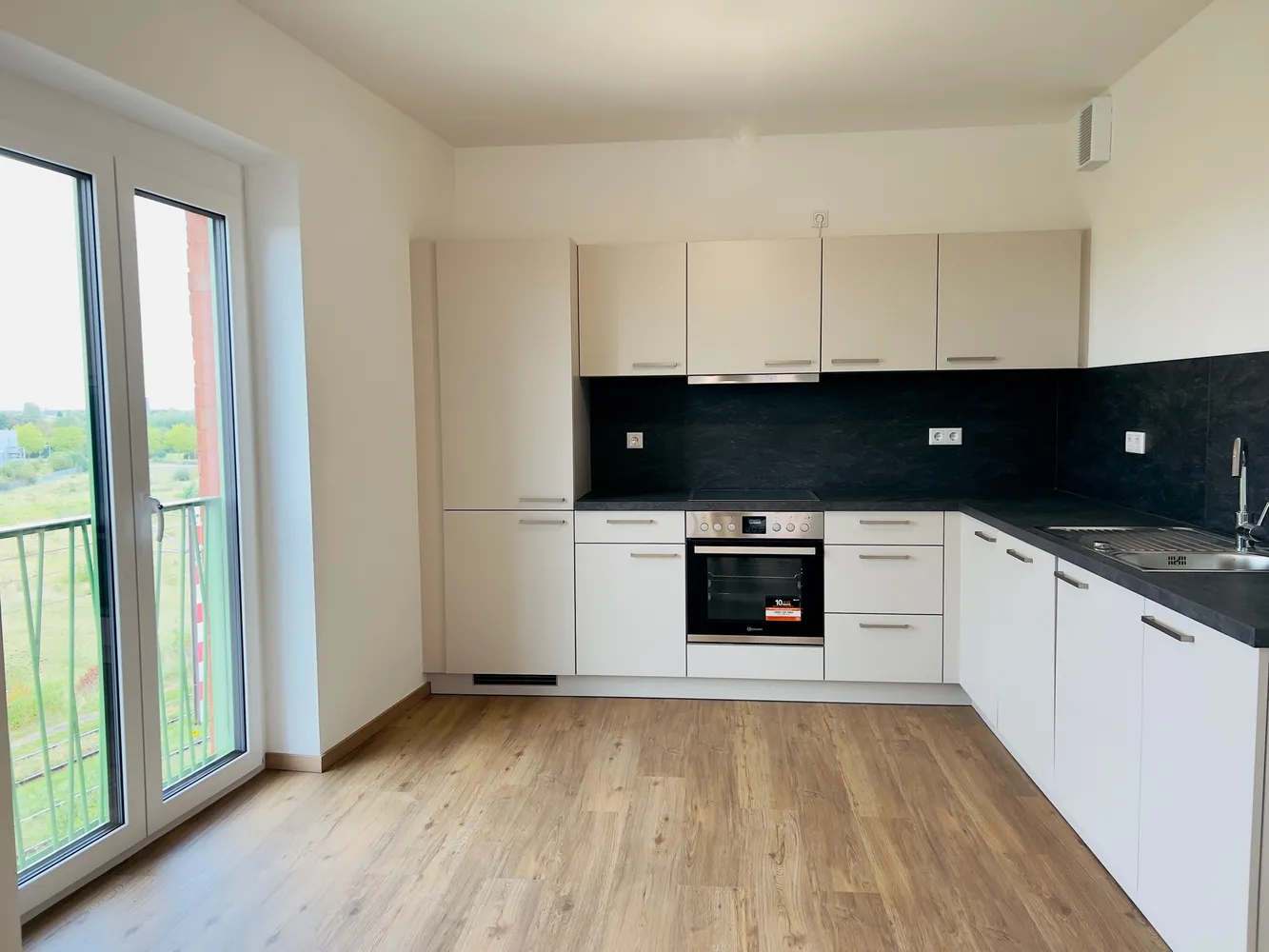 4 Zimmer Wohnung mit 105 m² in Hannover – Bild 4