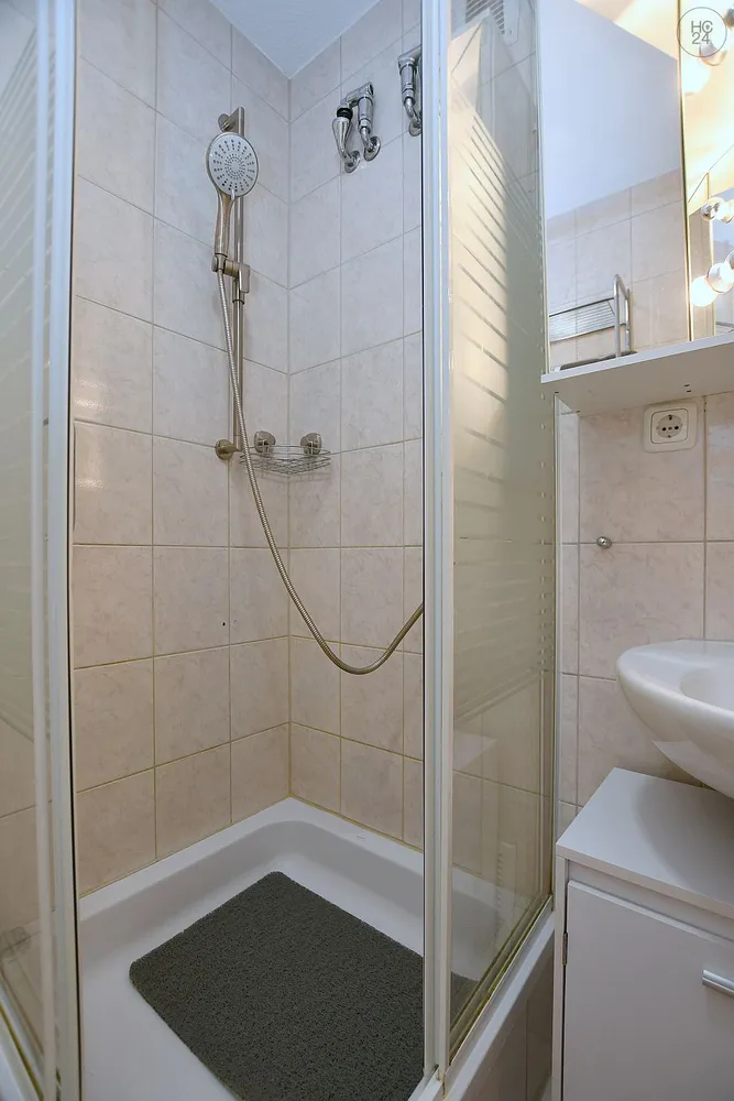 1 room apartment with 25 m² in Sindelfingen – Photo 12