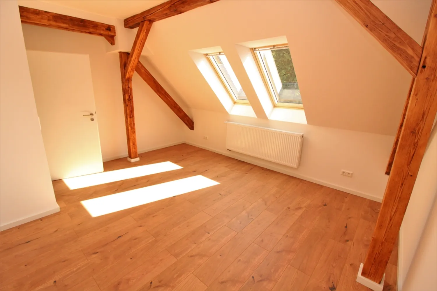 4 Zimmer Wohnung mit 112 m² in Magdeburg – Bild 1