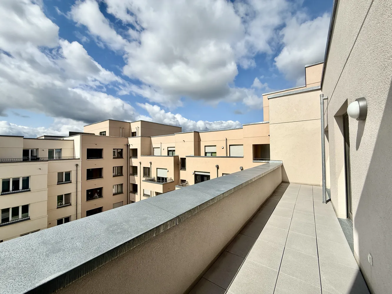 2 Zimmer Wohnung mit 75 m² in Berlin – Bild 7