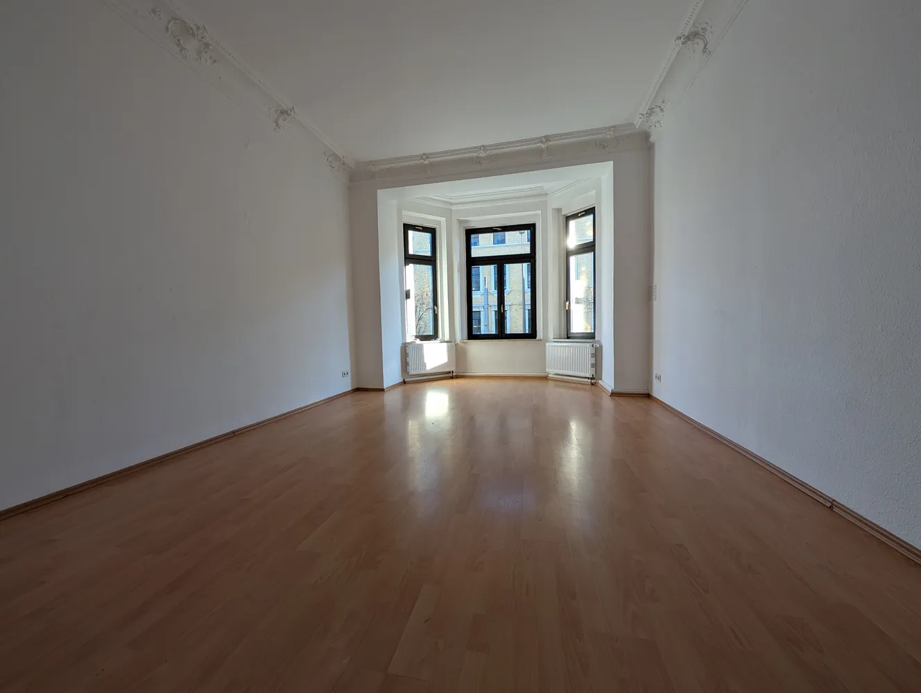 4 Zimmer Wohnung mit 108 m² in Leipzig – Bild 1