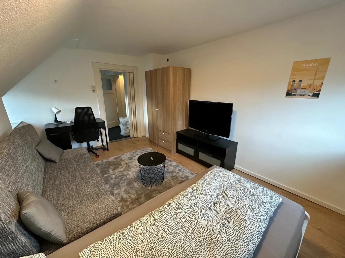 WG-Zimmer mit 13 m² in München – Bild 9