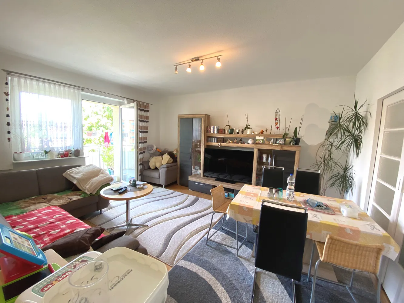 4 Zimmer Wohnung mit 101 m² in Brandenburg an der Havel – Bild 1