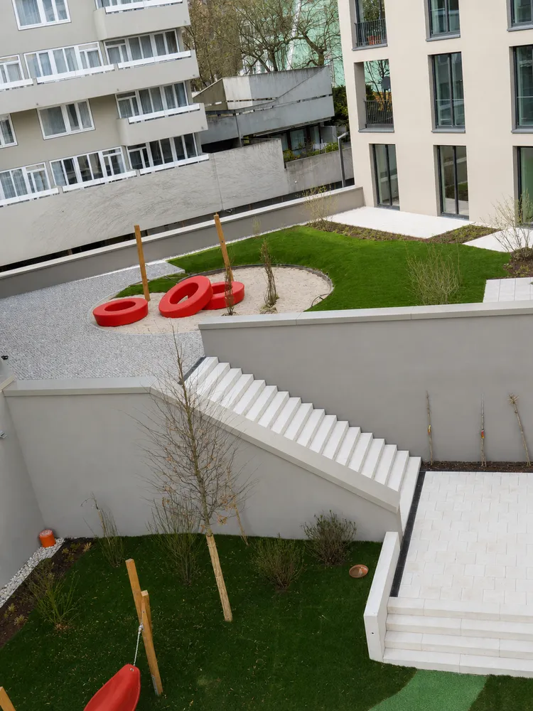 5 room apartment with 137 m² in Stuttgart – Photo 6
