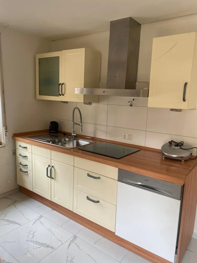 3 Zimmer Wohnung mit 80 m² in Hamburg – Bild 2